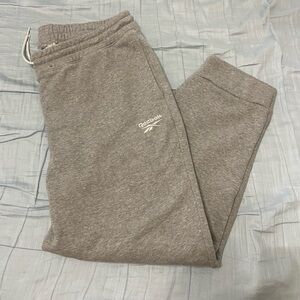 Women’s sweats